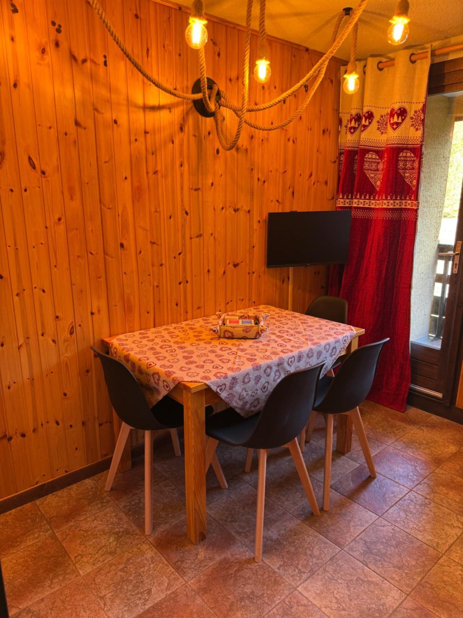 Cosy In The Mountain Charme